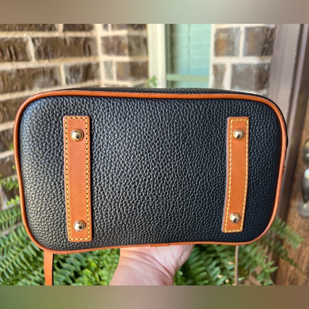 ‼️SOLD‼️ Dooney & Bourke Black and Brown Leather Satchel - Picture 6 of 9